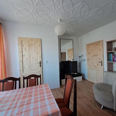 Pokoje Goscinne U Marysi Nowy Sącz Exteriér fotografie